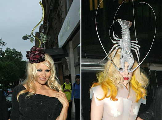 Памела Андерсон и Леди Гага в шляпке от Филиппа Трейси.